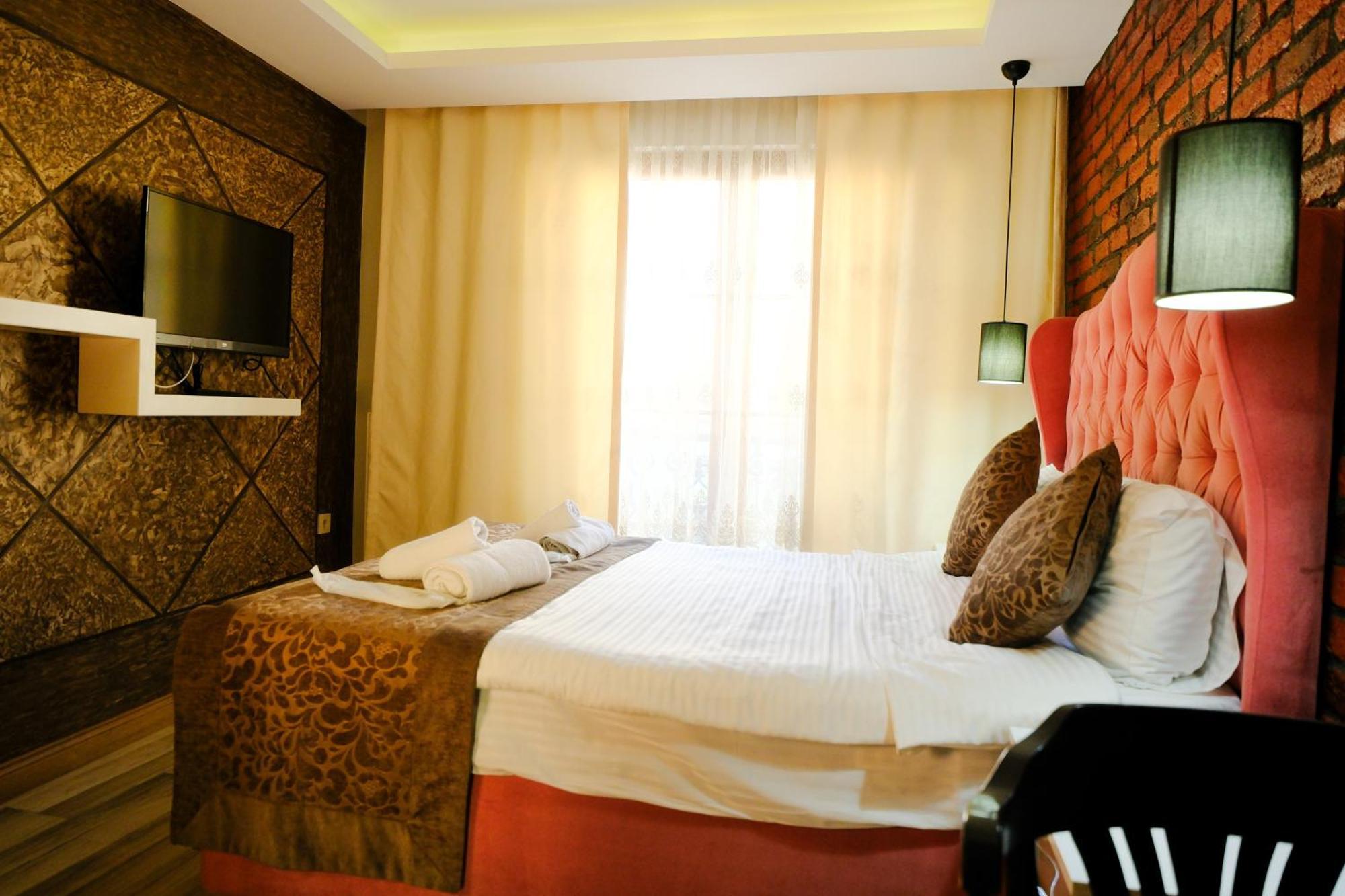 Taksim Celebi Suites Istanbul Eksteriør billede